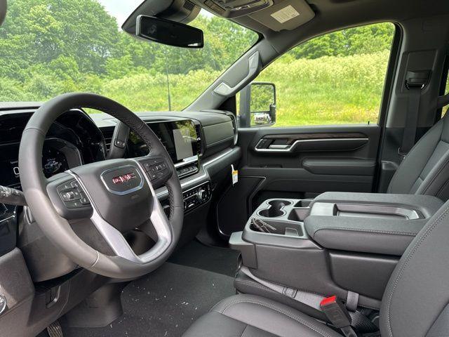 new 2025 GMC Sierra 3500 car, priced at $74,653