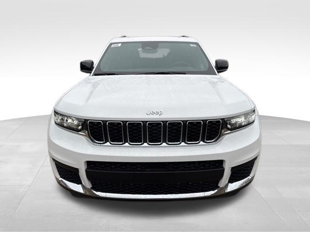 new 2024 Jeep Grand Cherokee L car, priced at $33,868