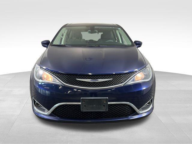 used 2018 Chrysler Pacifica car, priced at $12,995