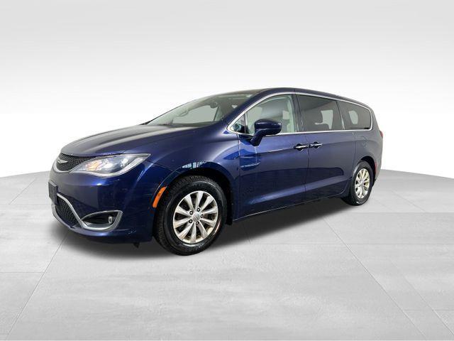 used 2018 Chrysler Pacifica car, priced at $12,995