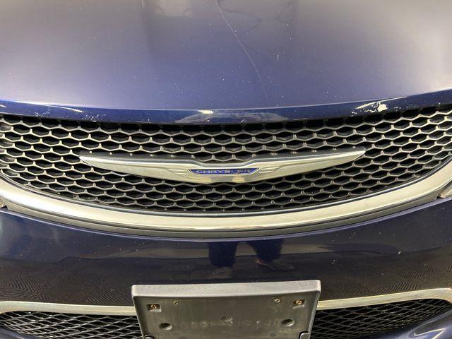 used 2018 Chrysler Pacifica car, priced at $12,995