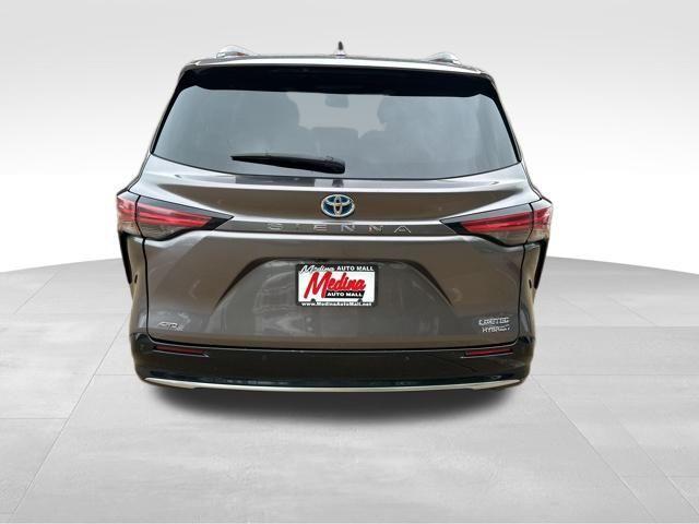 used 2021 Toyota Sienna car, priced at $31,103