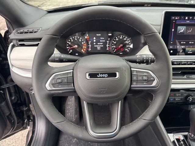 new 2025 Jeep Compass car, priced at $30,125