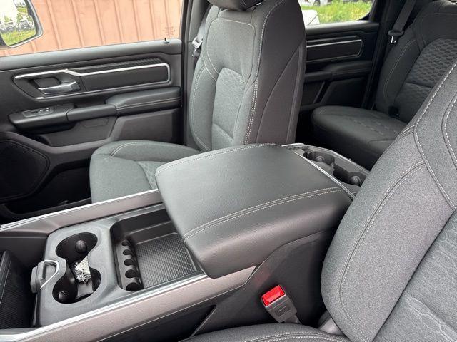 new 2025 Ram 1500 car, priced at $47,927