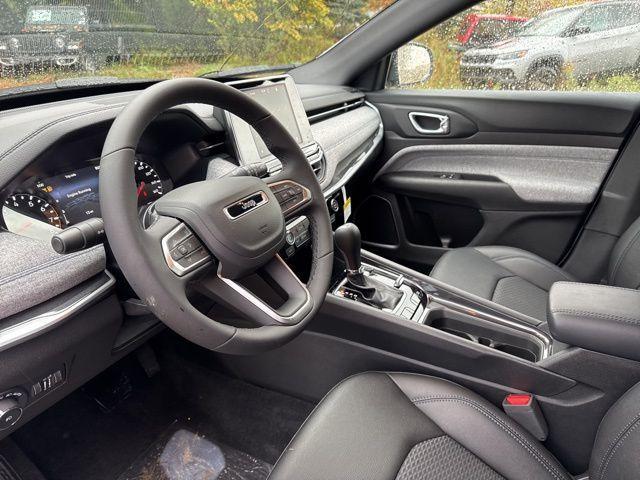 new 2025 Jeep Compass car, priced at $25,256