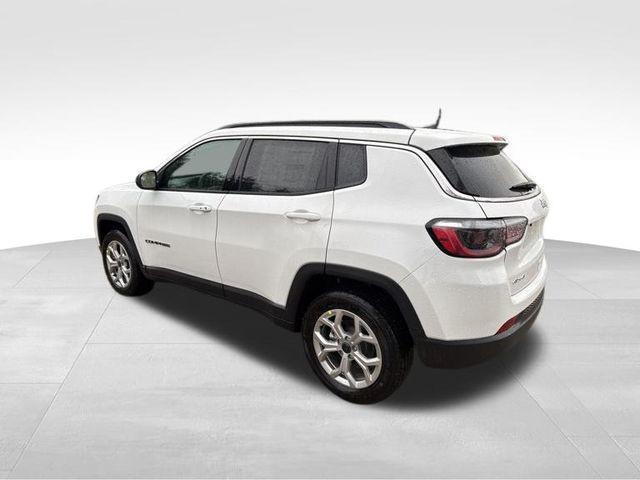 new 2025 Jeep Compass car, priced at $25,256