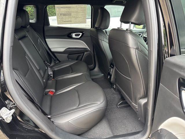 new 2025 Jeep Compass car, priced at $27,249