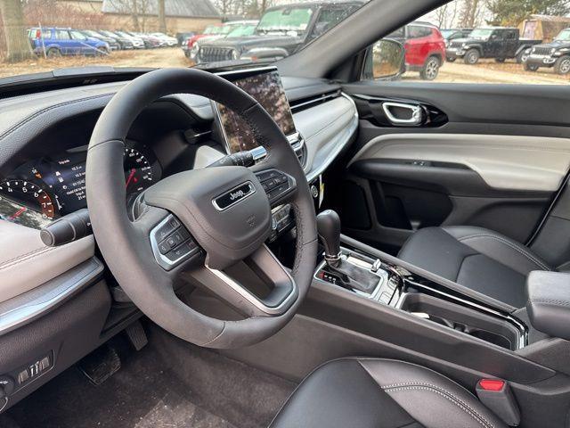 new 2025 Jeep Compass car, priced at $28,595