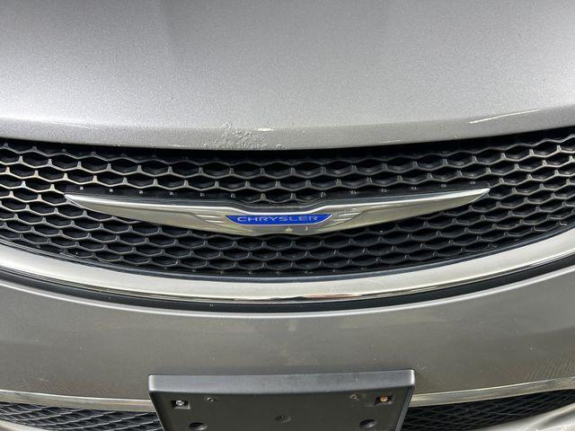 used 2018 Chrysler Pacifica car, priced at $11,905