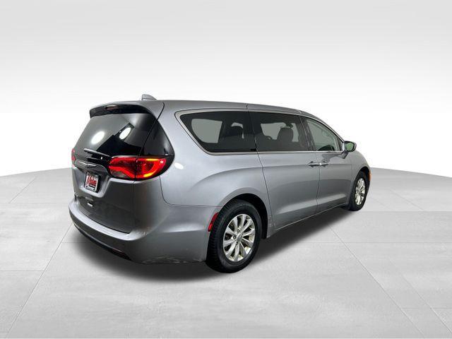 used 2018 Chrysler Pacifica car, priced at $11,905