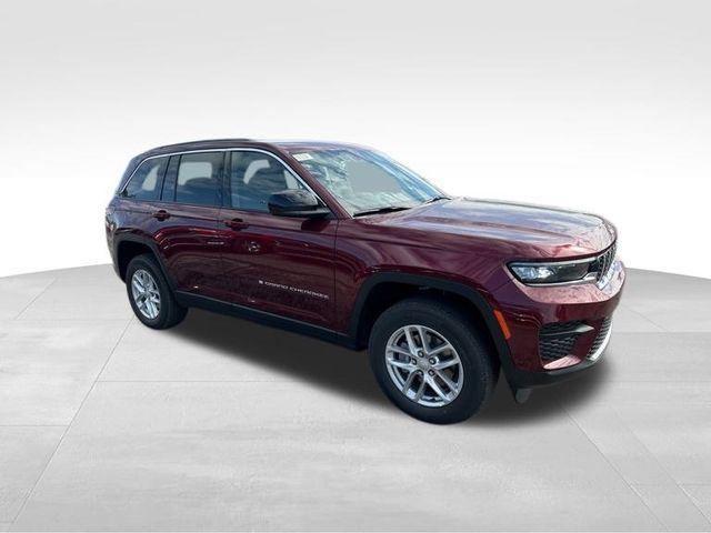 new 2025 Jeep Grand Cherokee car, priced at $35,754