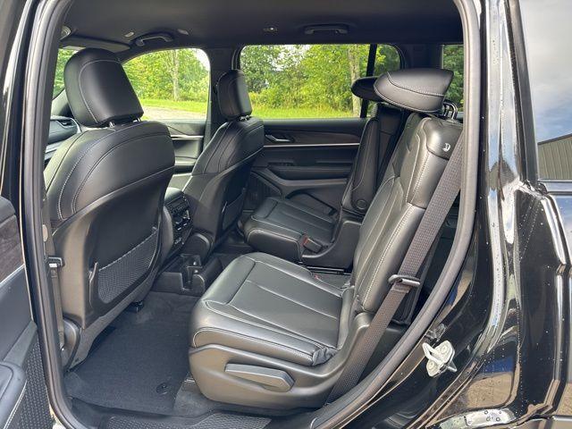 new 2025 Jeep Grand Cherokee L car, priced at $41,777