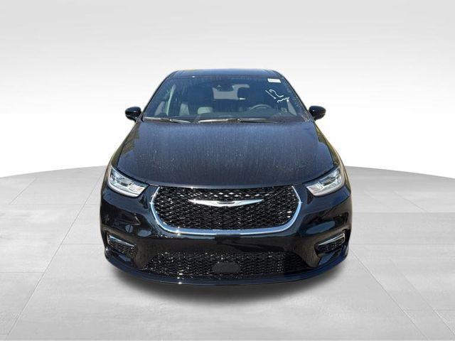 new 2026 Chrysler Pacifica car, priced at $47,413