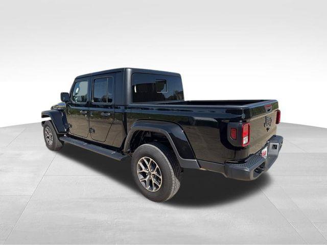 used 2024 Jeep Gladiator car, priced at $39,775