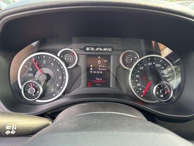 new 2025 Ram 1500 car, priced at $39,107