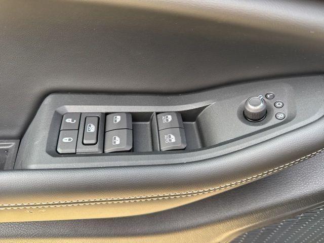 new 2025 Jeep Grand Cherokee car, priced at $37,953
