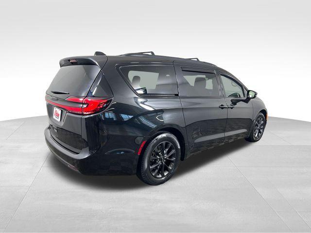 used 2022 Chrysler Pacifica car, priced at $28,995