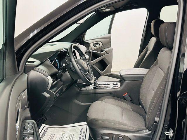 used 2023 Chevrolet Traverse car, priced at $30,729