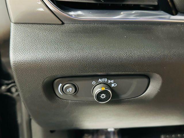 used 2023 Chevrolet Traverse car, priced at $30,729