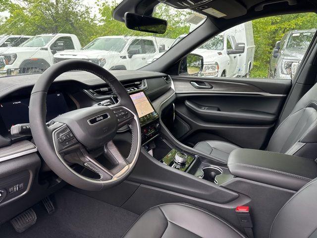 new 2025 Jeep Grand Cherokee L car, priced at $43,186