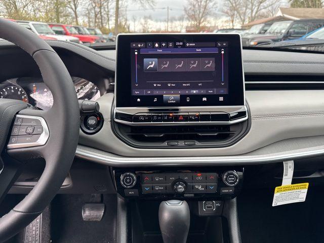 new 2025 Jeep Compass car, priced at $29,595