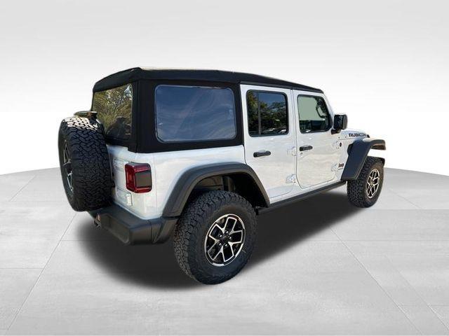 new 2024 Jeep Wrangler car, priced at $46,655