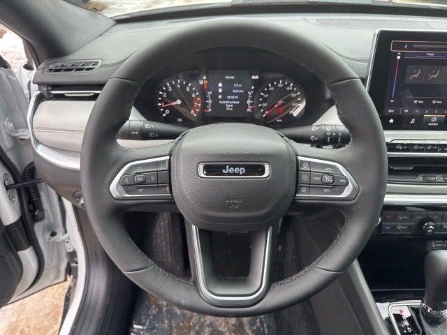 new 2025 Jeep Compass car, priced at $30,003