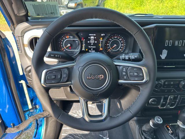 new 2025 Jeep Wrangler car, priced at $50,927