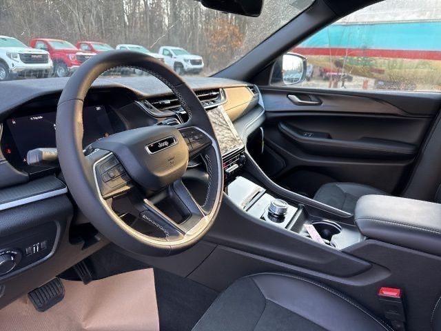 new 2025 Jeep Grand Cherokee L car, priced at $41,465