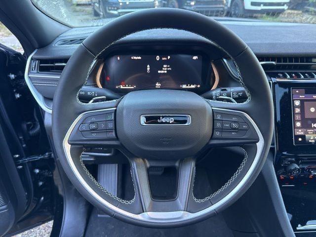 new 2025 Jeep Grand Cherokee car, priced at $40,953