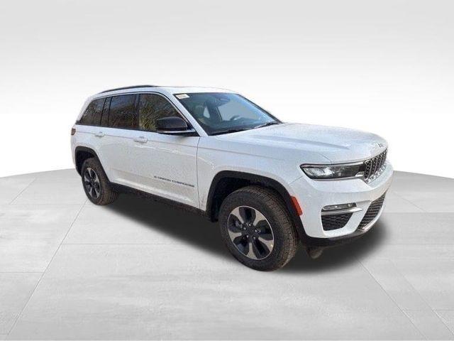 new 2025 Jeep Grand Cherokee 4xe car, priced at $56,578