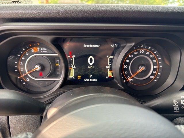 new 2025 Jeep Wrangler car, priced at $51,275