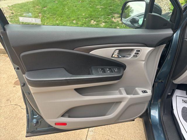 used 2020 Honda Pilot car, priced at $19,555