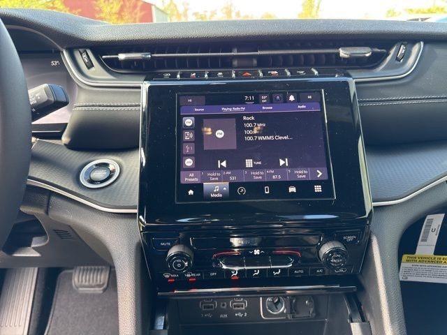 new 2025 Jeep Grand Cherokee car, priced at $41,780
