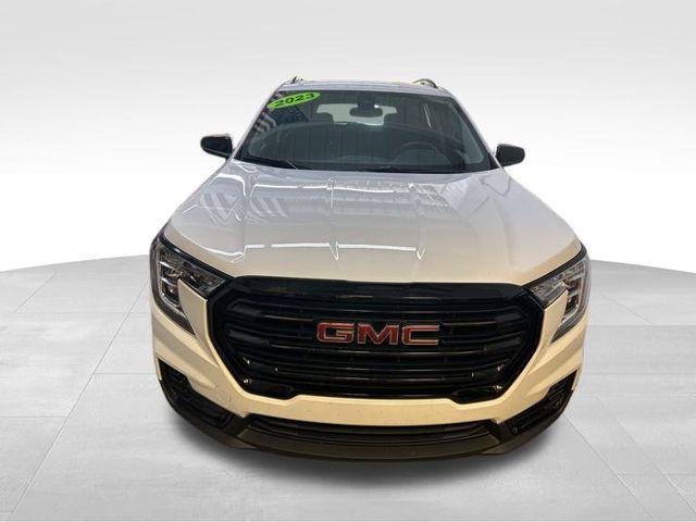 used 2023 GMC Terrain car, priced at $23,616