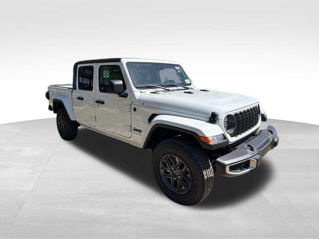 new 2025 Jeep Gladiator car, priced at $46,373