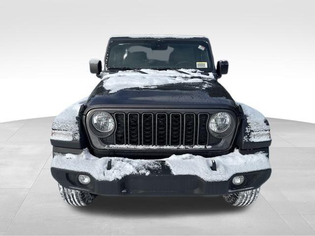 new 2025 Jeep Wrangler car, priced at $41,557