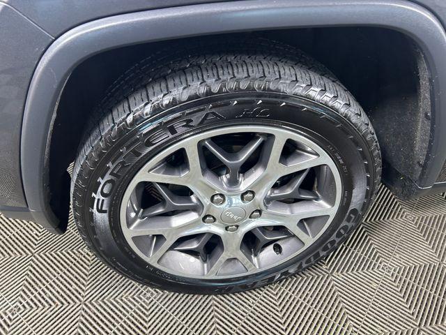 used 2020 Jeep Grand Cherokee car, priced at $12,455