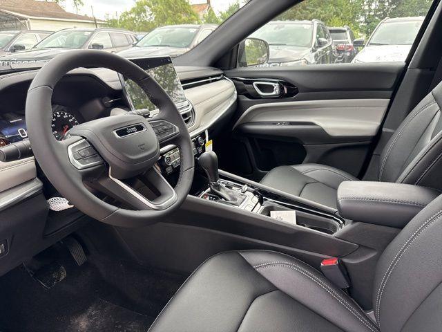 new 2025 Jeep Compass car, priced at $32,157