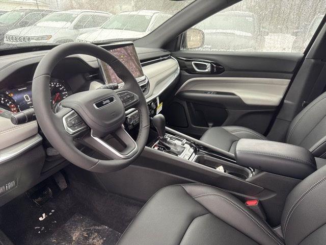 new 2025 Jeep Compass car, priced at $30,534