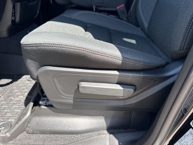 new 2025 Ram 1500 car, priced at $43,762