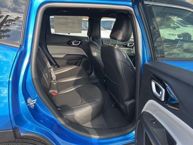 new 2025 Jeep Compass car, priced at $30,533
