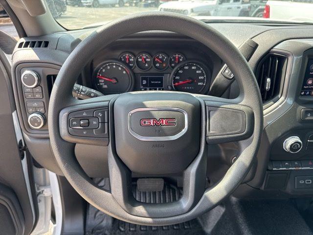 new 2025 GMC Sierra 1500 car, priced at $30,541
