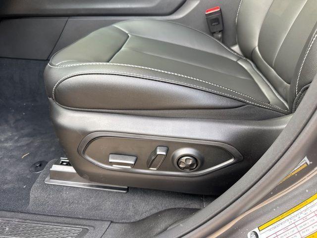 new 2025 Jeep Grand Cherokee car, priced at $46,146