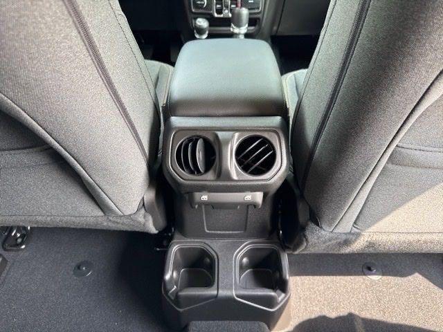 new 2025 Jeep Wrangler car, priced at $47,345