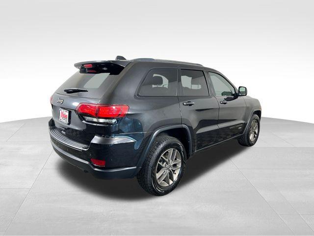 used 2016 Jeep Grand Cherokee car, priced at $13,995