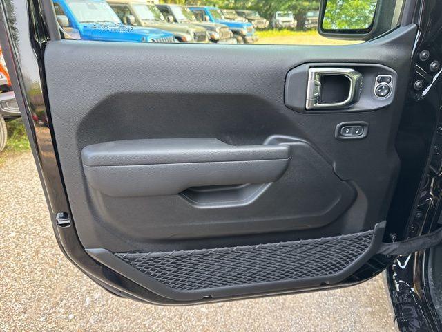 new 2025 Jeep Wrangler 4xe car, priced at $50,301