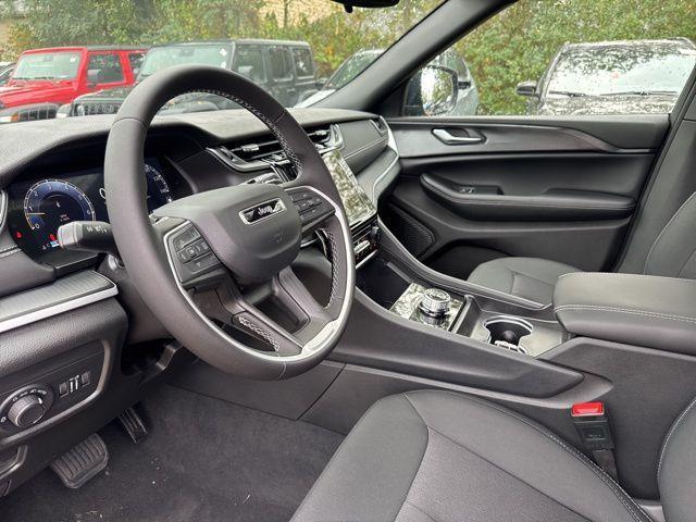 new 2025 Jeep Grand Cherokee L car, priced at $36,436