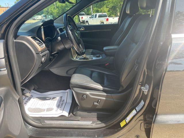 used 2016 Jeep Grand Cherokee car, priced at $10,995