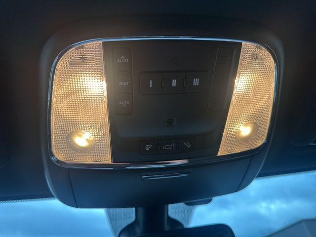 used 2019 Jeep Grand Cherokee car, priced at $16,319